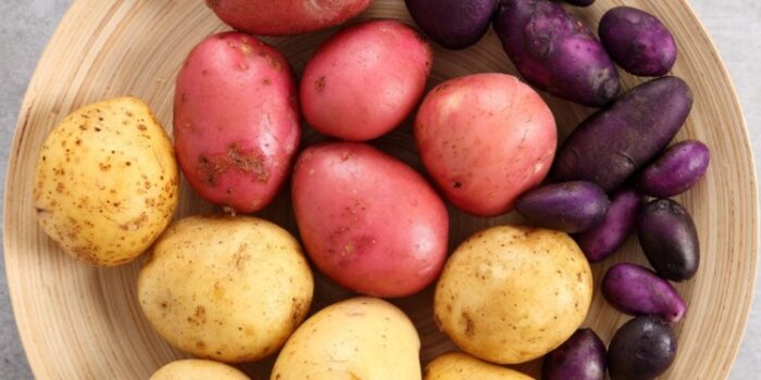 Pročitajte više o članku Kako čuvati krompir tako da traje mjesecima