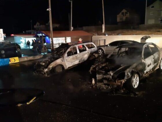 Pročitajte više o članku Zapaljena vozila u auto kući Cirko u Vitezu