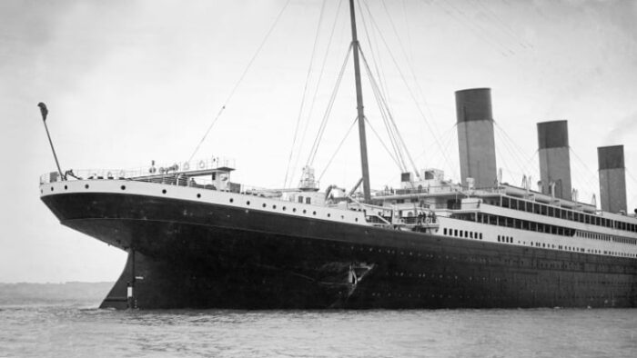Pročitajte više o članku Titanik: Putnici i članovi posade potonuli u Atlantiku