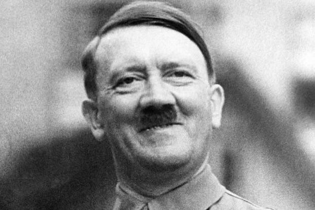Pročitajte više o članku Adolf Hitler: Zubi nacističkog diktatora otkrivaju uzrok smrti