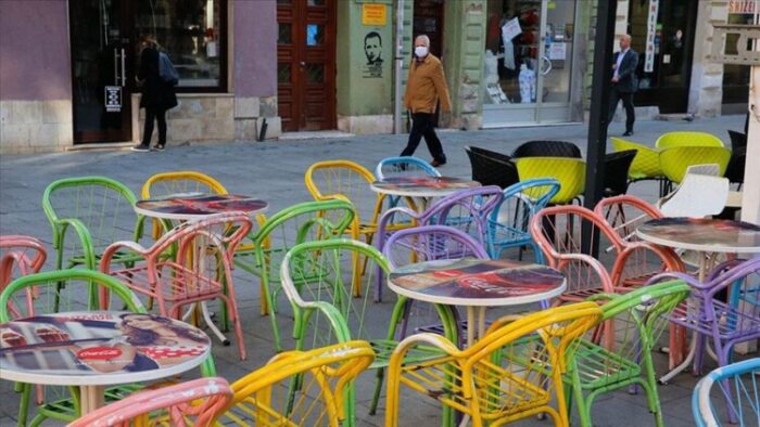 Pročitajte više o članku Sarajevo: od danas zatvoreni ugostiteljski objekti, na ulicama skoro da i nema prolaznika