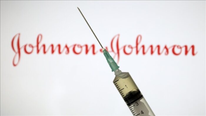 Pročitajte više o članku Istražuju se rijetki slučajevi tromboze povezani s vakcinom Johnson & Johnson