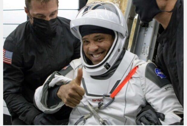 Pročitajte više o članku “Osjećao sam se stvarno teško:” astronauti opisuju povratak na Zemlju u SpaceX kapsuli