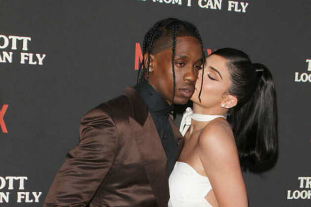 Pročitajte više o članku Kylie Jenner i Travis Scott  se ponašaju kao par