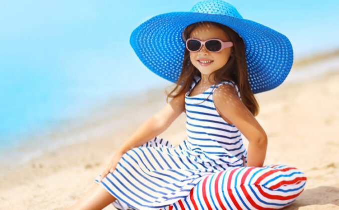 Kada kupujete sunčane naočale za dijete, potražite one s najmanjom zaštitom od UV zraka 400, sa CE markicom