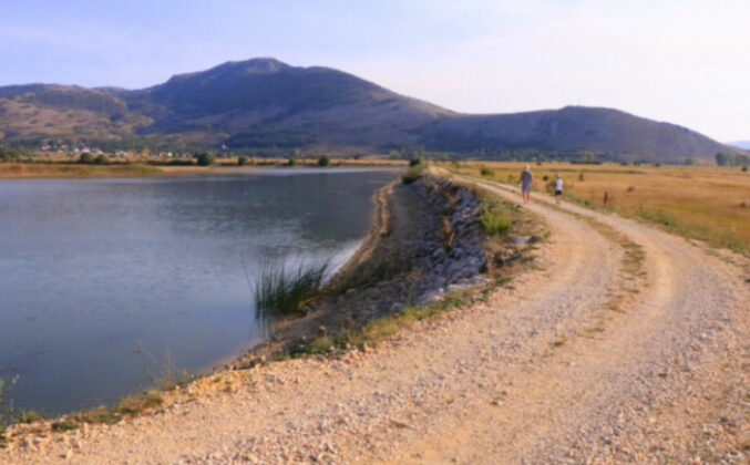 Pročitajte više o članku Utopio se mladić u Šarčevu jezeru : Ronioci pronašli tijelo