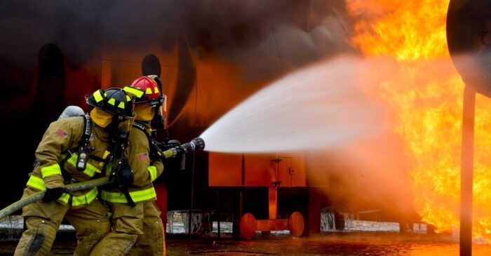 Pročitajte više o članku Mostarski vatrogasci u kratkom vremenu ugasili dva požara