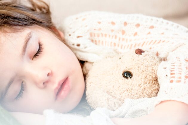 Pročitajte više o članku Vrijeme je za spavanje: Super trik koji će smiriti djecu uvečer