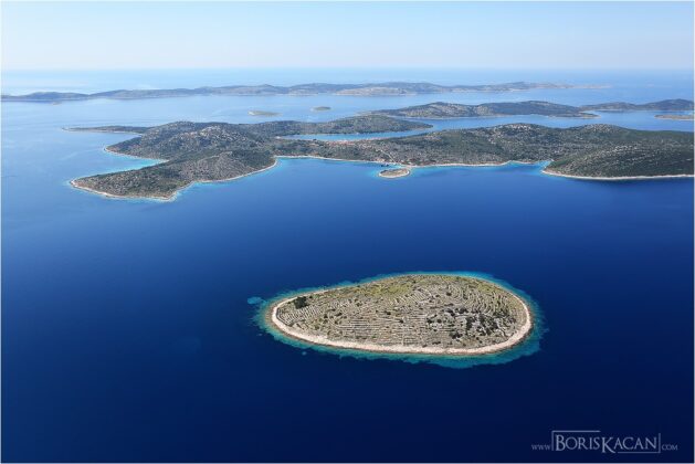 Pročitajte više o članku Malo ostrvo u Hrvatskoj koje podsjeća na otisak prsta