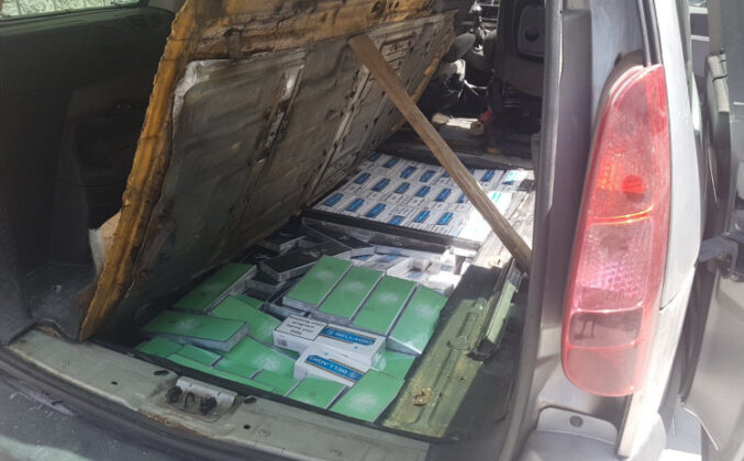 Pročitajte više o članku SIPA otkrila 3.500 kutija cigareta u vozilu