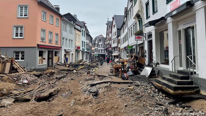 Pročitajte više o članku Poplave u Njemačkoj: Pokrenute opsežne spasilačke akcije