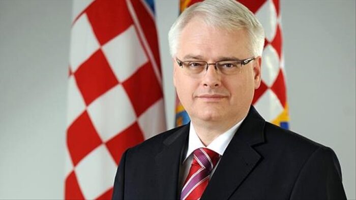 Pročitajte više o članku Josipović: Sjećanje na Srebrenicu nije mržnja ni protiv koga, to je istina
