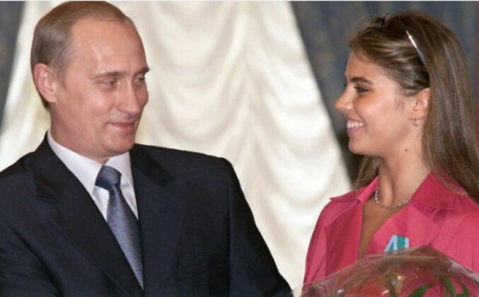 Pročitajte više o članku Nakon dvije godine viđena Putinova ljubavnica koja je navodno rodila