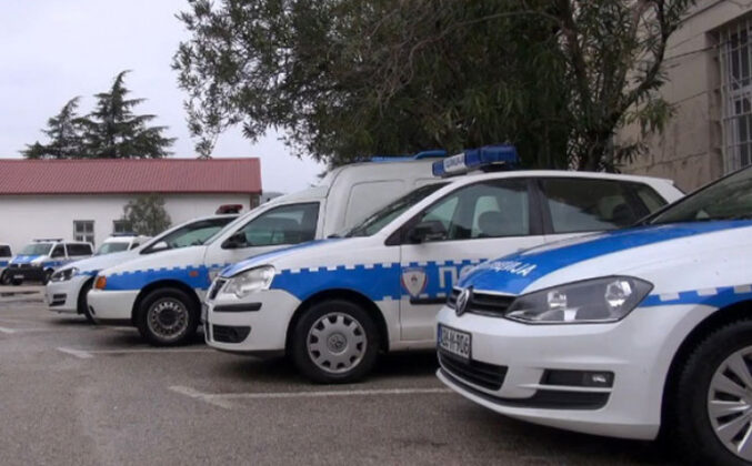 Pročitajte više o članku Policija istražuje paljevinu autobusa u Trebinju