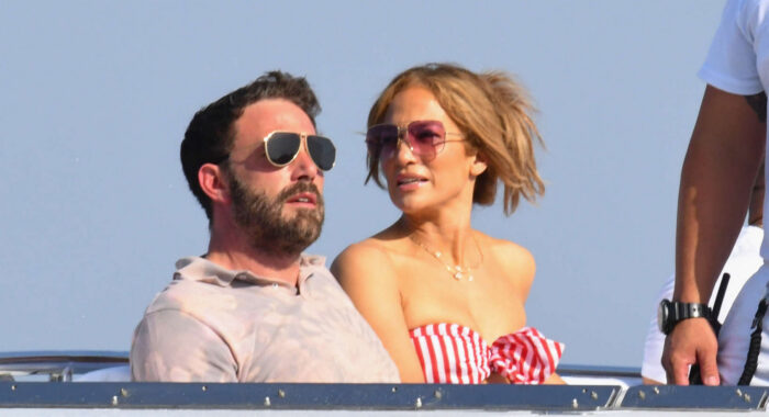 Pročitajte više o članku Ben Affleck ‘ozbiljno’ razmišlja o ženidbi s Jennifer Lopez
