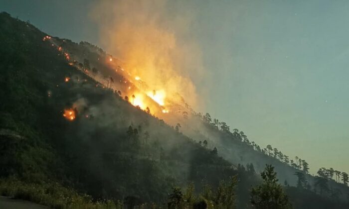 Pročitajte više o članku Aktivni požari na području Konjica, Jablanice i Stoca