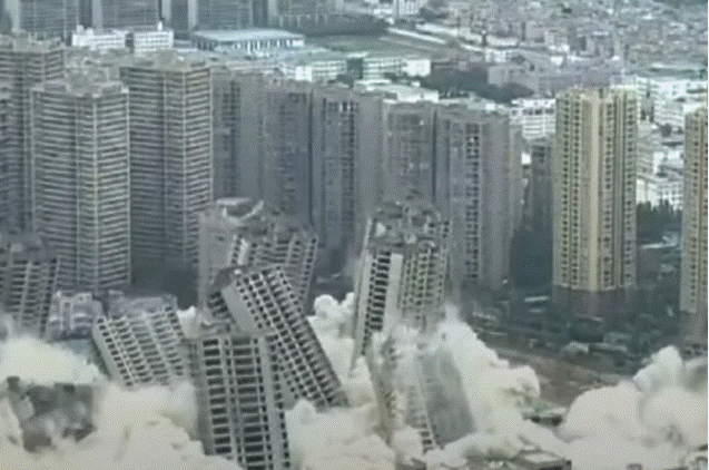 Pročitajte više o članku U Kini istovremeno srušeno 15 nebodera (VIDEO)