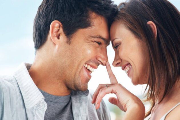 Pročitajte više o članku Većina romantičnih veza razvija se i temelji na prijateljstvu