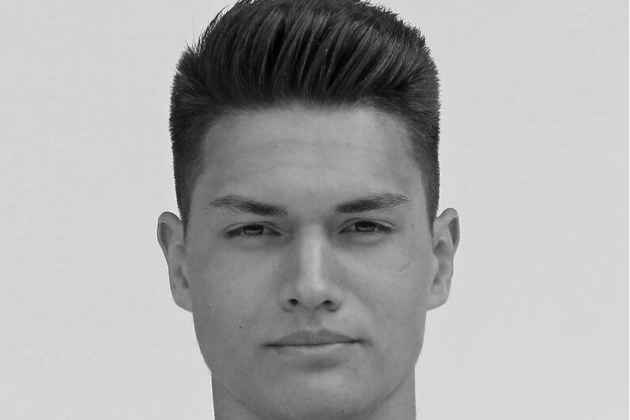 Pročitajte više o članku FK Željezničar se oprostio od preminulog 19-godišnjeg Farisa Tanovića