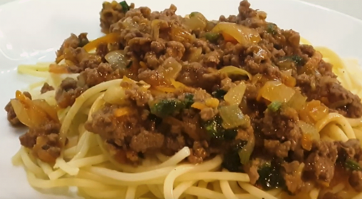 Pročitajte više o članku Recept: Spaghetti Bolognese –  brzo i lagano (VIDEO)