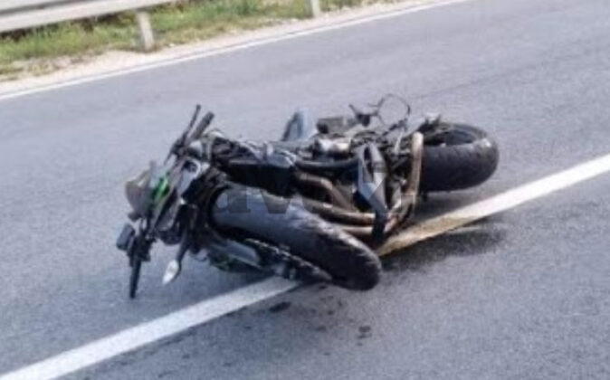 Pročitajte više o članku Saobraćajna nesreća u Podorašcu kod Konjica: Sudar dva motocikla i automobila, ima povrijeđenih