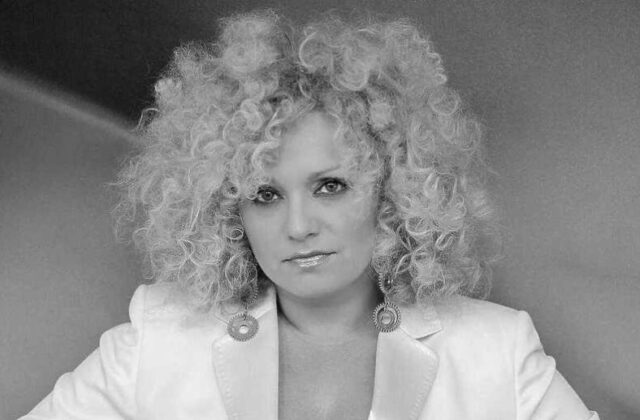 Pročitajte više o članku Preminula Vlatka Grakalić, posljednja pjevačica grupe “Srebrna krila”