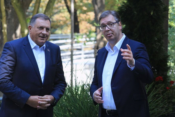 Pročitajte više o članku Vučić se ponovo sastao sa Dodikom: “Računali smo, jedna čašica …”