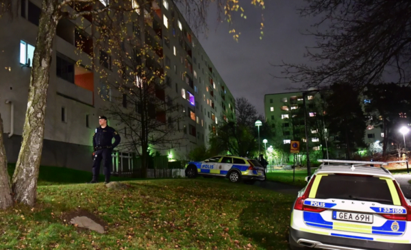 Pročitajte više o članku Strašan zločin u Švedskoj: Djeca izbodena i bačena kroz prozor