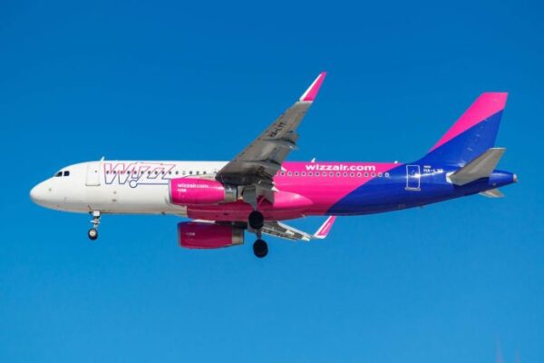 Pročitajte više o članku Wizz Air najavio obustavljanje preko četrdeset linija, među njima i iz BiH