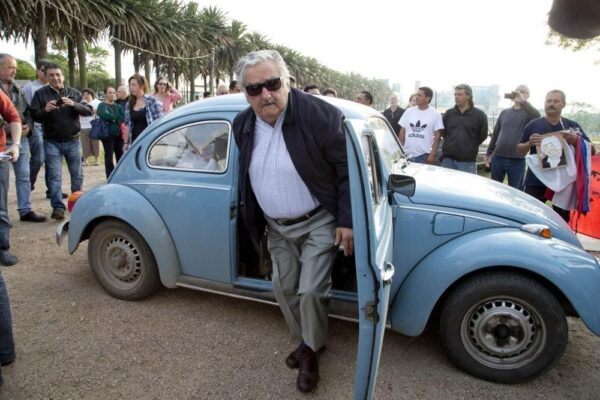 Pročitajte više o članku Josee Pepe Mujica: Najsiromašniji predsjednik na svijetu
