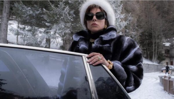 Pročitajte više o članku Lady Gagin skijaški outfit iz House of Gucci na aukciji: Pogledajte početnu cijenu…