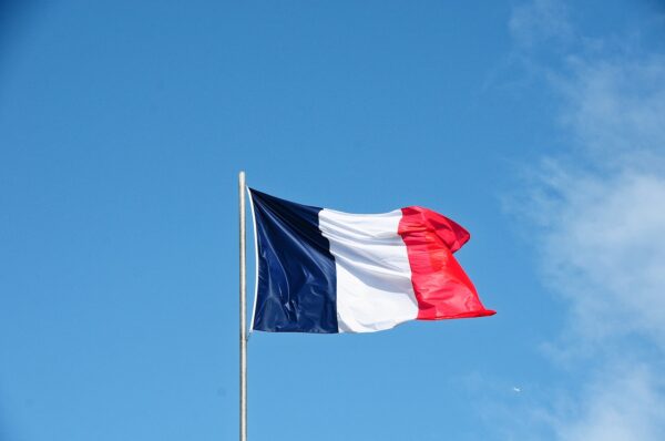 Pročitajte više o članku Predsjednik Francuske: “Želim iznervirati nevakcinisane”