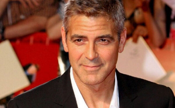 Pročitajte više o članku Džordž Kluni poklonio po milion dolara četrnaestorici svojih prijatelja: Konačno ispičao zašto