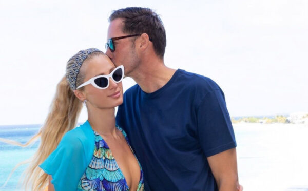 Pročitajte više o članku Ovako je Paris Hilton uživala na medenom mjesecu sa suprugom Karterom
