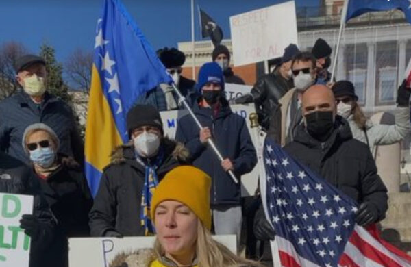 Pročitajte više o članku “Mi smo za MIR”: Podrška Bosni i Hercegovini iz Amerike (VIDEO)