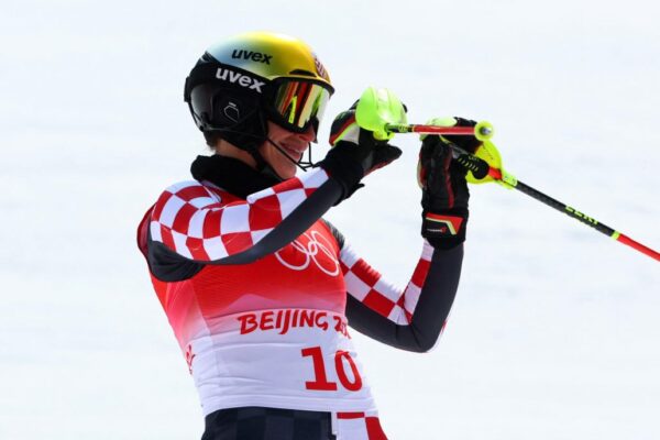 Pročitajte više o članku Nova katastrofa za Shiffrin: Petra Vlhova olimpijska pobjednica u slalomu