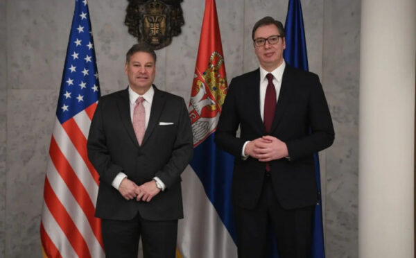 Pročitajte više o članku Aleksandar Vučić se sastao sa Gabrijelom Eskobarom