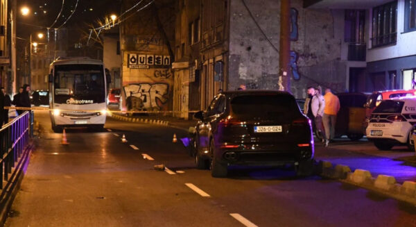 Pročitajte više o članku Sarajevo: Vozač Porschea udario dječaka, policija blokirala ulicu