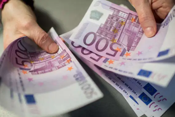 Pročitajte više o članku Holandija i inflacija: Plate i dalje rastu, a mi kupujemo manje za svoj novac
