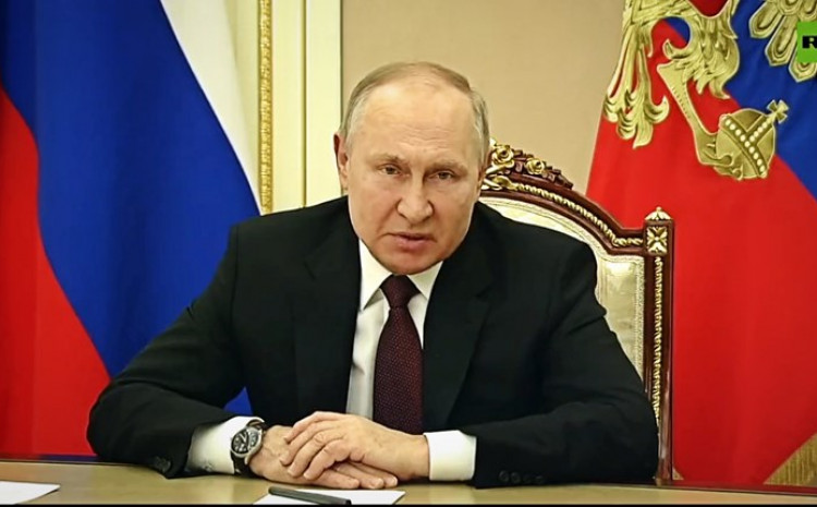 Pročitajte više o članku “Lakše je sklopiti dogovor s vama nego s narkomanima i neonacistima” – Putin pozvao ukrajinske vojnike na državni udar