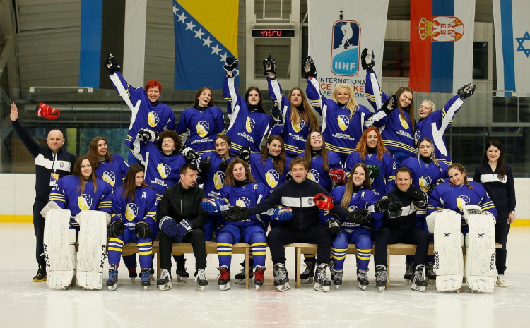 Pročitajte više o članku Bh. hokejašice osvojile bronzu u Beogradu