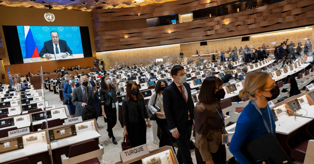 Pročitajte više o članku Pogledajte što se dogodilo na konferenciji Ujedinjenih naroda nakon pojavljivanja Lavrova na ekranu