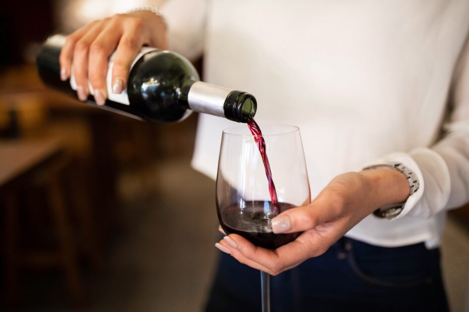 Pročitajte više o članku Da li vam vino pomaže da živite duže?