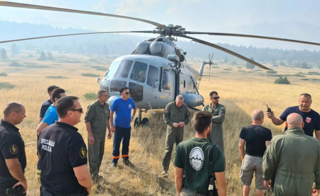 Pročitajte više o članku Požar na Blidinju: Vojni helikopteri BiH i Hrvatske stigli u spašavanje, dim ometa gašenje