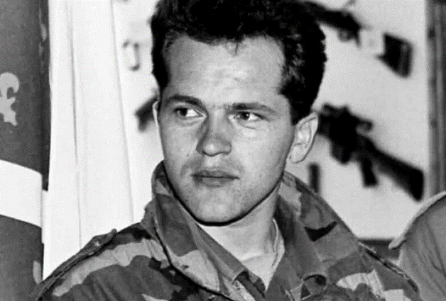 Pročitajte više o članku Na današnji dan prije 27 godina poginuo je legendarni komandant Izet Nanić
