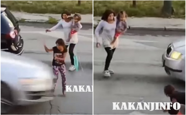 Pročitajte više o članku Uznemirujući snimak: Automobil pokosio djevojčicu koja je istrčala na ulicu, vozačica je odvezla do Doma zdravlja