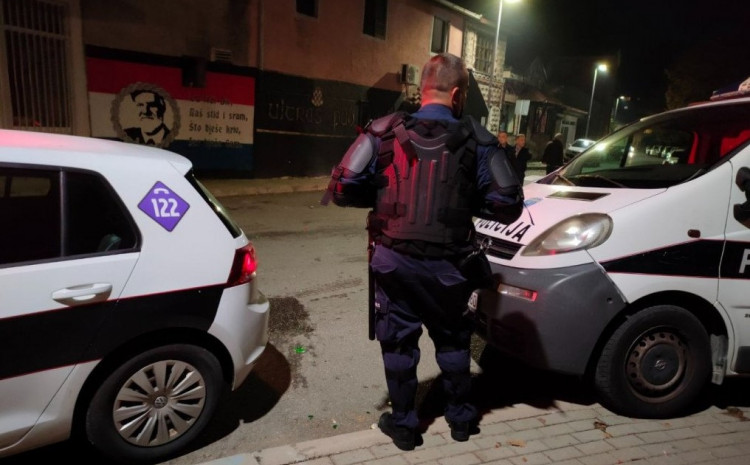Pročitajte više o članku Mostarska policija uz pomoć građana spriječila novi huliganski pohod