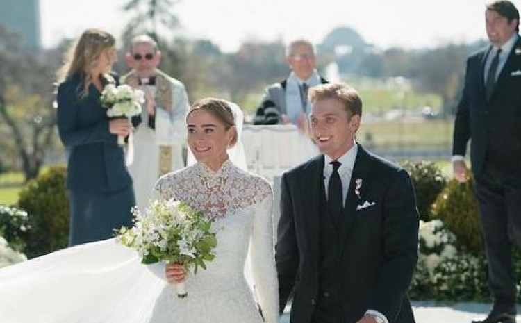 Pročitajte više o članku Raskošno vjenčanje u Bijeloj kući: Mlada očarala bajkovitom vjenčanicom kakvu nemaju ni Diznijeve princeze