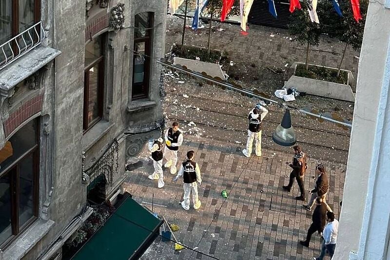 Pročitajte više o članku Troje osumnjičenih za napad u Istanbulu, sumnja se da je žena ostavila torbu s eksplozivom