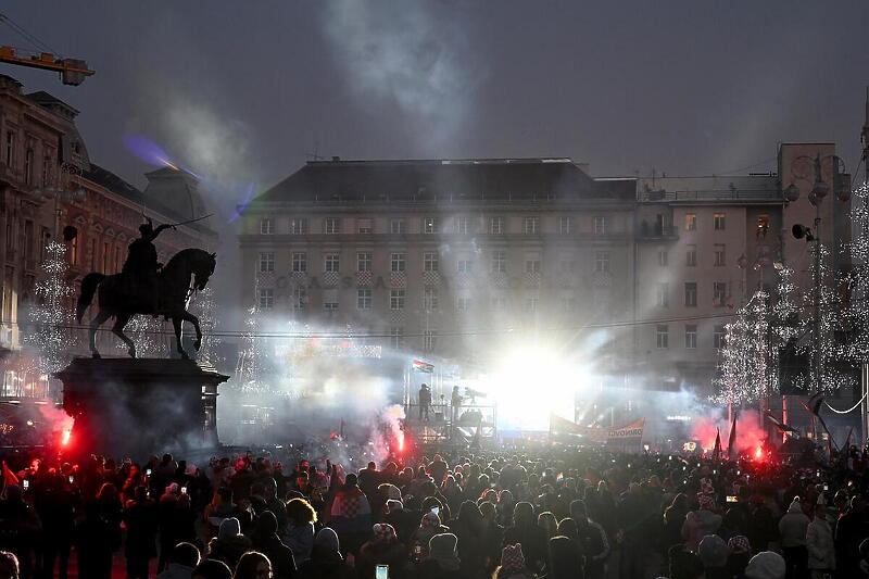 Pročitajte više o članku Sve spremno za doček nogometaša Hrvatske, ulice Zagreba izgledaju spektakularno